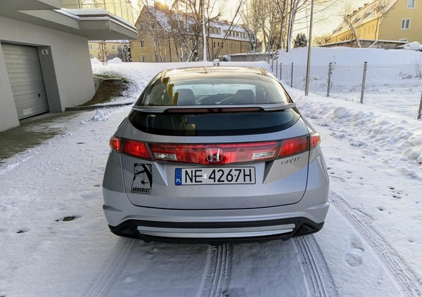 Honda Civic cena 8900 przebieg: 132000, rok produkcji 2008 z Elbląg małe 37